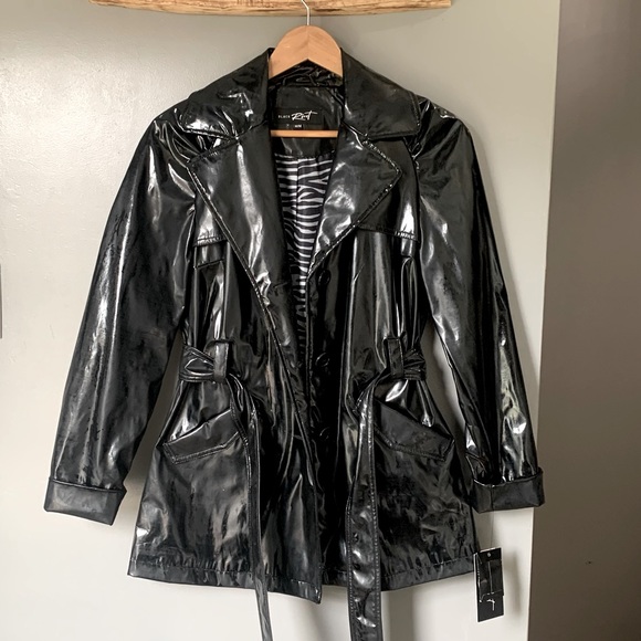 Vintage Jackets & Blazers - 80’s Vintage ⚡️ NWT Black Rivet Glossy Shiny Black Trench Raincoat - Size Medium